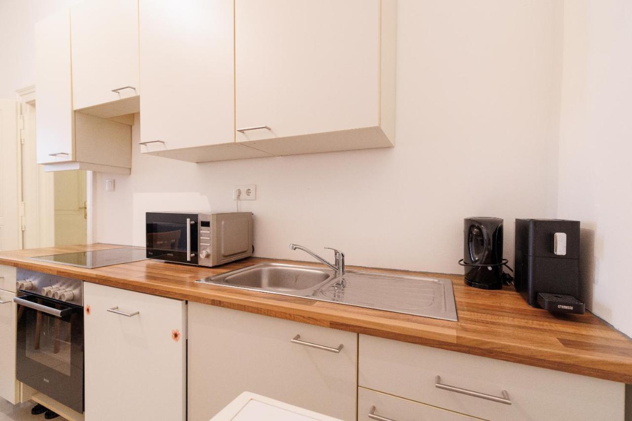 Central Apartment - Private Sauna Wien Ngoại thất bức ảnh